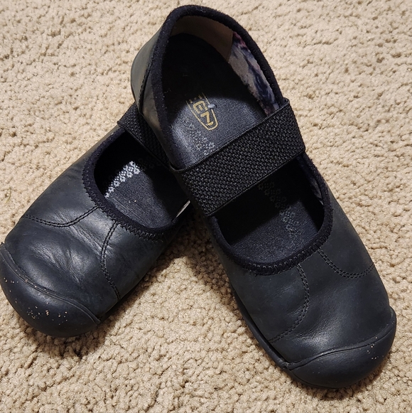 Keen Shoes - Keen Black Size 6.5, Mary Jane Style